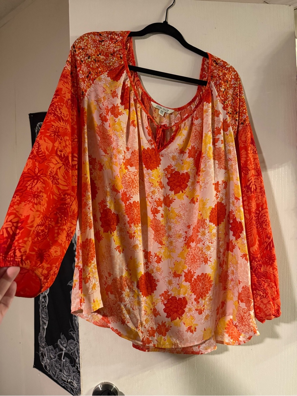 The Pioneer Woman Orange Floral Tie-Neck Peasant Blouse